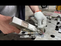 4 em 1 Tipo de refrigeração refrigeração por água Máquina de soldagem a laser de fibra portátil para metais